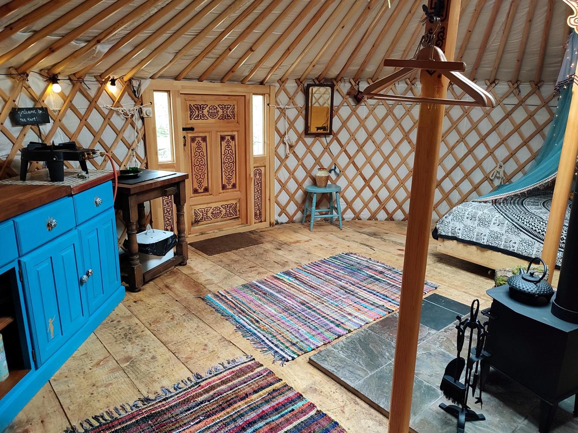 Luxury tent Pandy Farm Yurt - Panoramic Mountain Views Within Snowdonia's National Park - 4x4 Recommended *