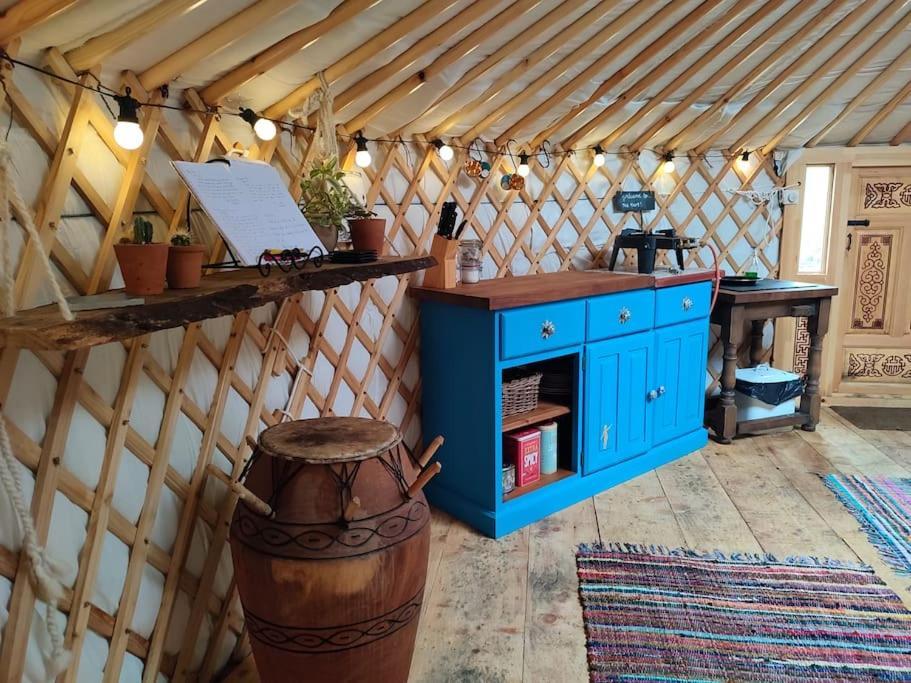 Pandy Farm Yurt - Panoramic Mountain Views Within Snowdonia's National Park - 4x4 Recommended *
